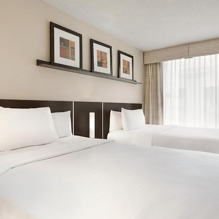 Embassy Suites By Hilton - Montréal Eksteriør bilde
