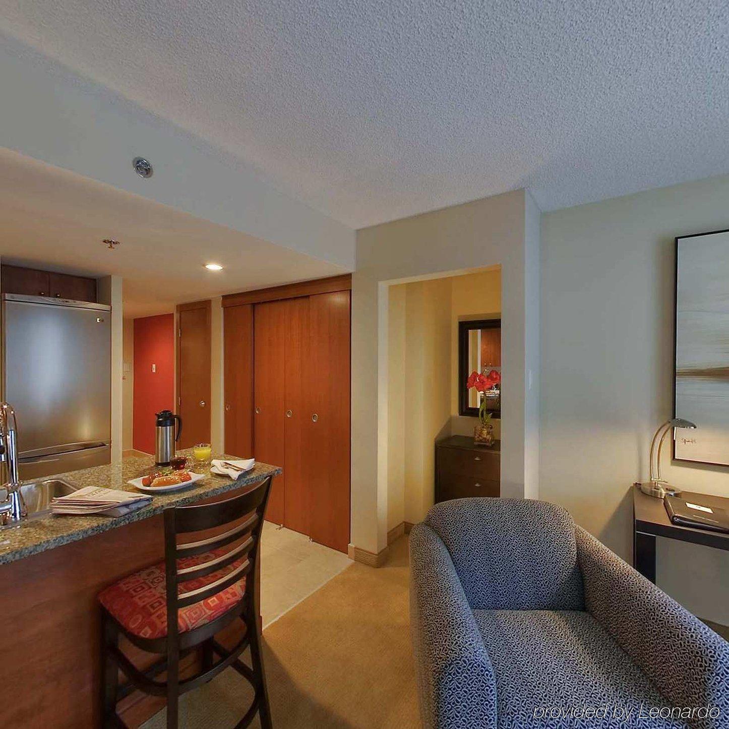 Embassy Suites By Hilton - Montréal Rom bilde